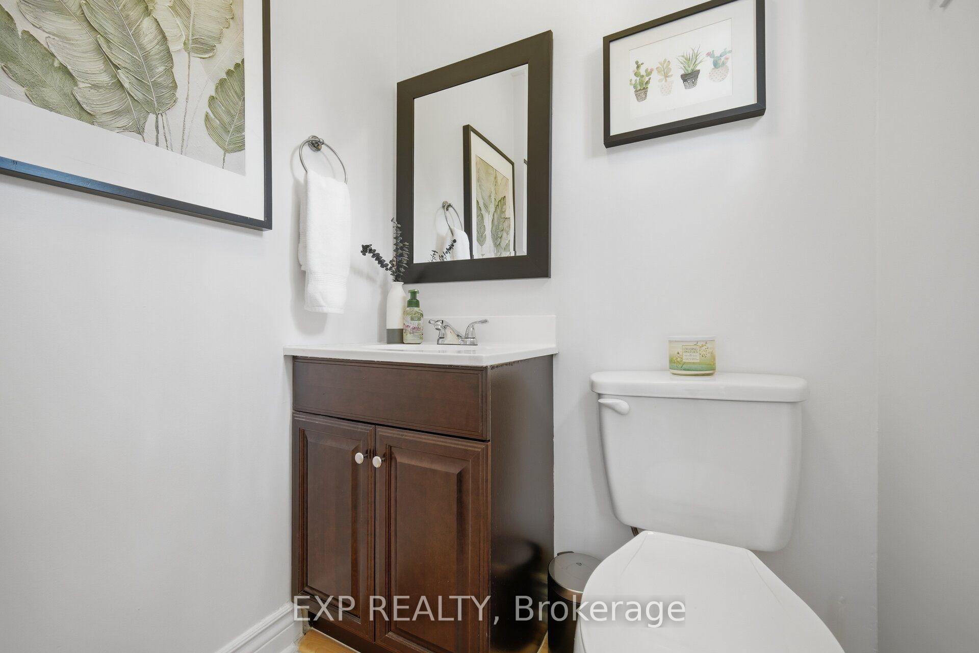 Photo 17 of 157 Moregate Crescent, Brampton, Central Park — HOMEH