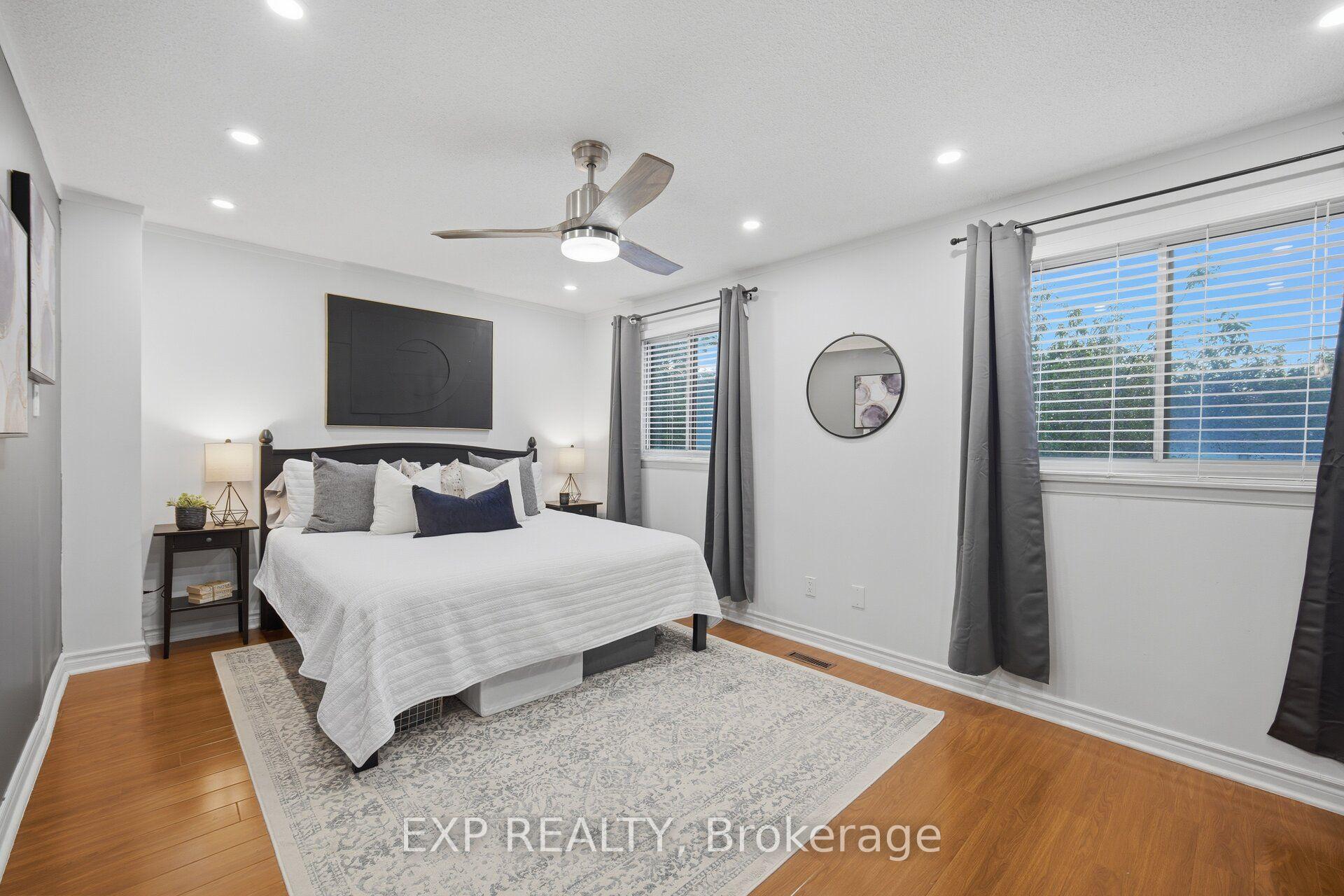 Photo 20 of 157 Moregate Crescent, Brampton, Central Park — HOMEH