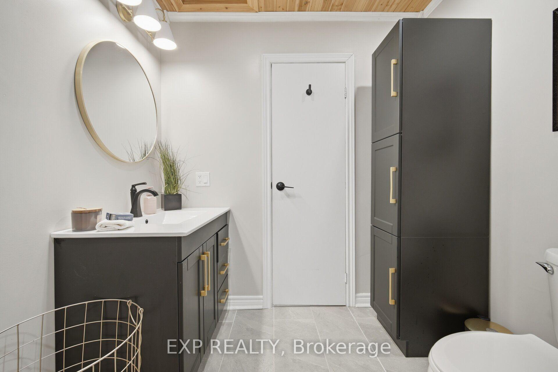Photo 29 of 157 Moregate Crescent, Brampton, Central Park — HOMEH