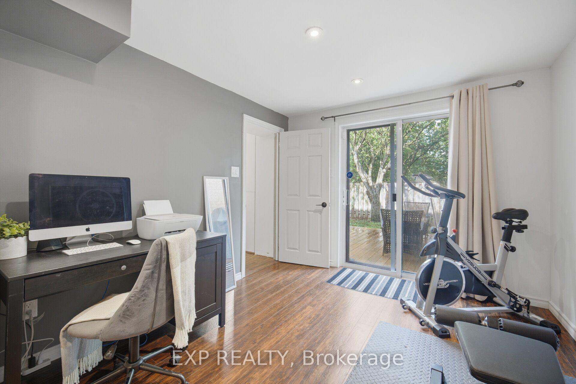 Photo 34 of 157 Moregate Crescent, Brampton, Central Park — HOMEH
