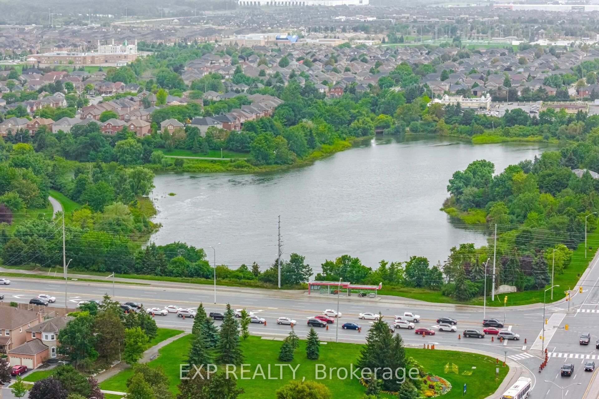 Photo 45 of 157 Moregate Crescent, Brampton, Central Park — HOMEH