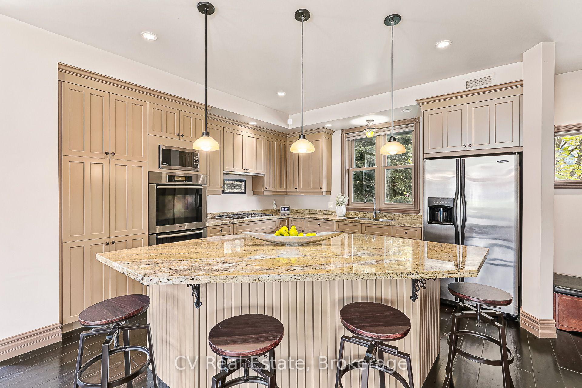 Photo 11 of 159 Snowbridge Way, Blue Mountains — HOMEH