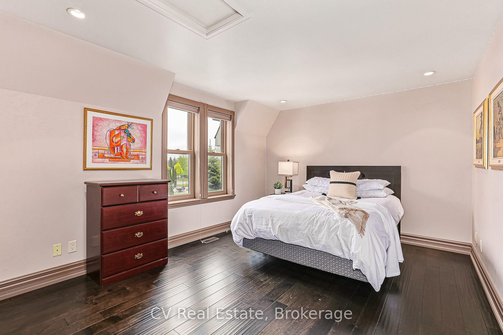 Photo 18 of 159 Snowbridge Way, Blue Mountains — HOMEH