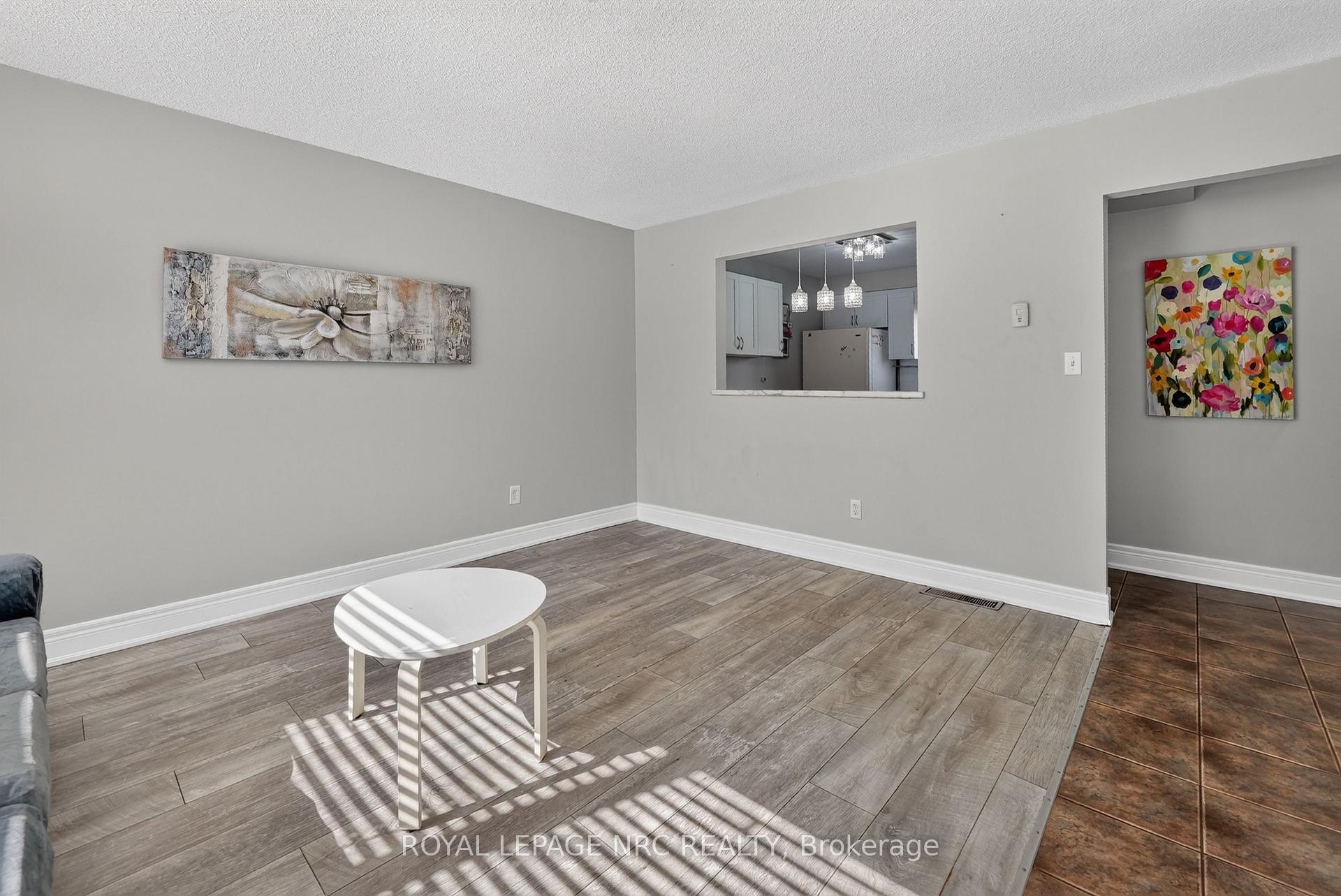 Photo 6 of 73 Green Maple Drive, St. Catharines, Secord Woods — HOMEH
