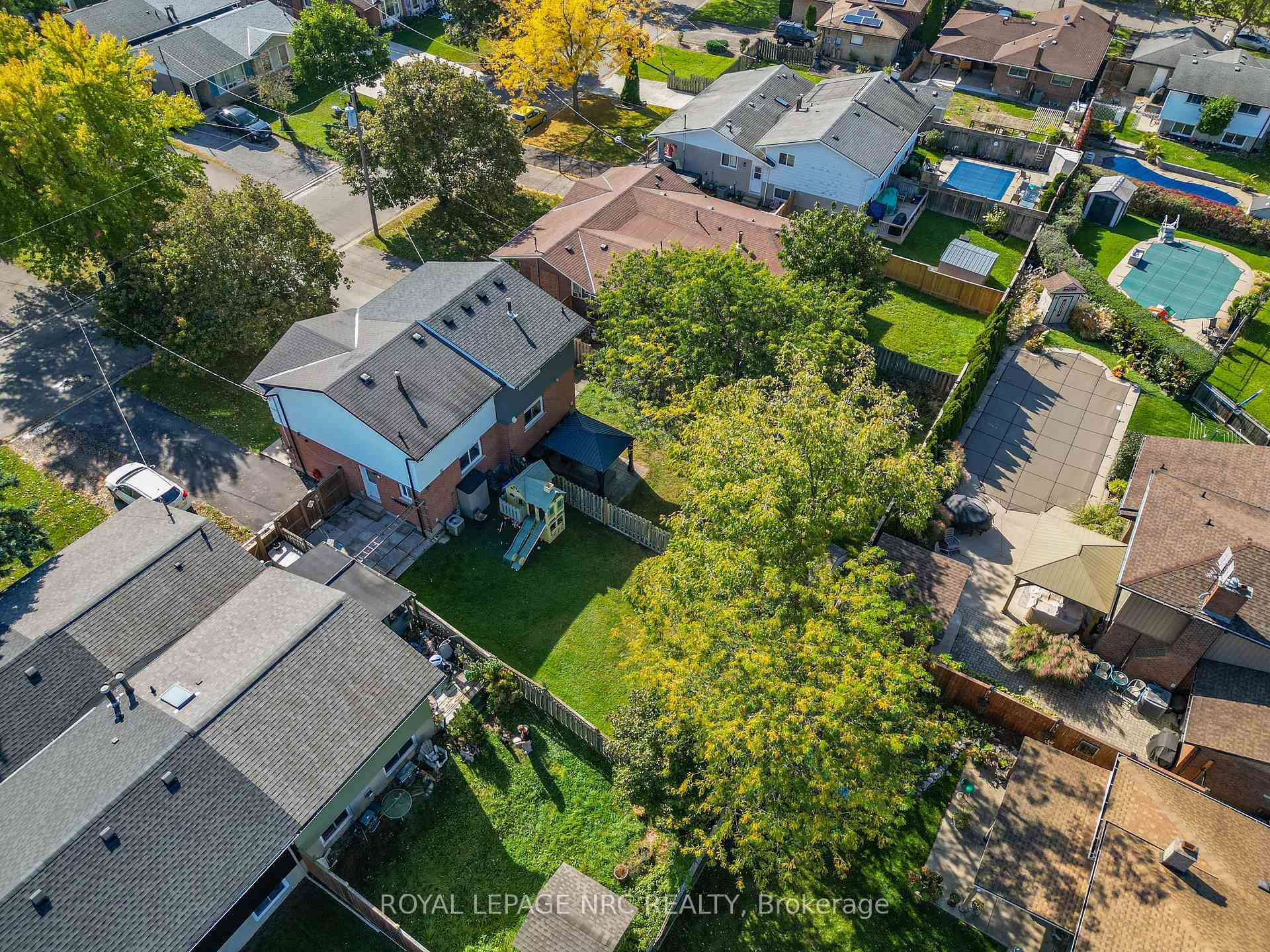 Photo 27 of 73 Green Maple Drive, St. Catharines, Secord Woods — HOMEH