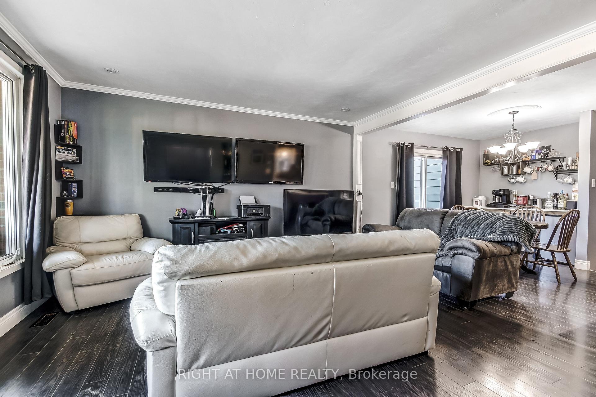 Photo 4 of 10 David Drive, St. Thomas — HOMEH