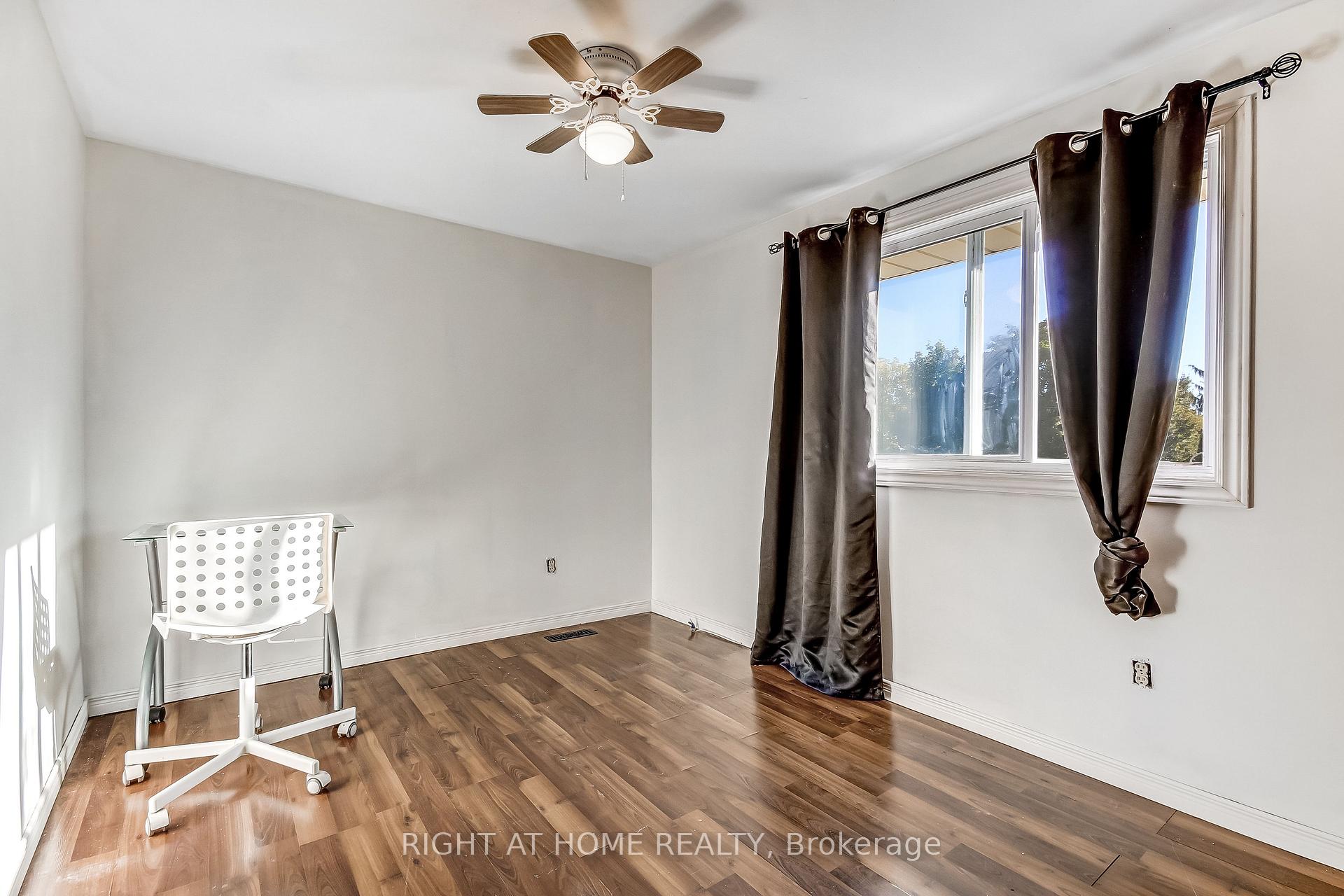 Photo 12 of 10 David Drive, St. Thomas — HOMEH