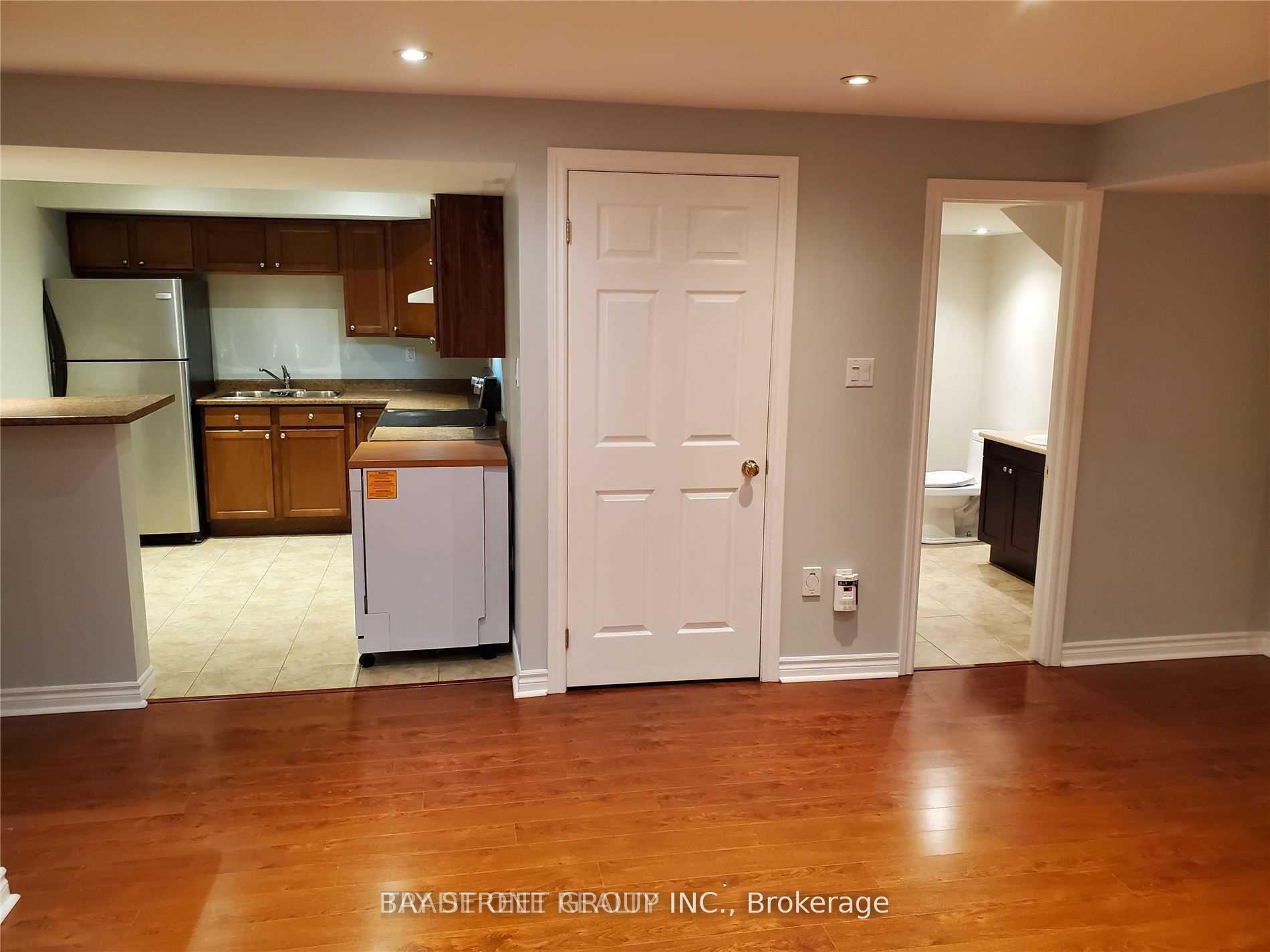 Photo 6 of Unit (Bsmt), 92 Sir Jacobs Crescent, Brampton, Fletcher's Meadow — HOMEH