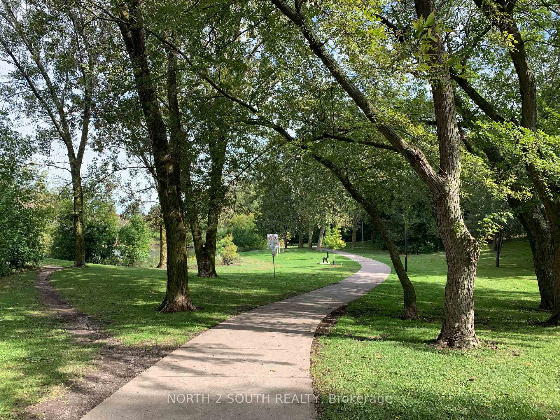 Photo 35 of 319 Glen Shields Avenue, Vaughan, Glen Shields — HOMEH