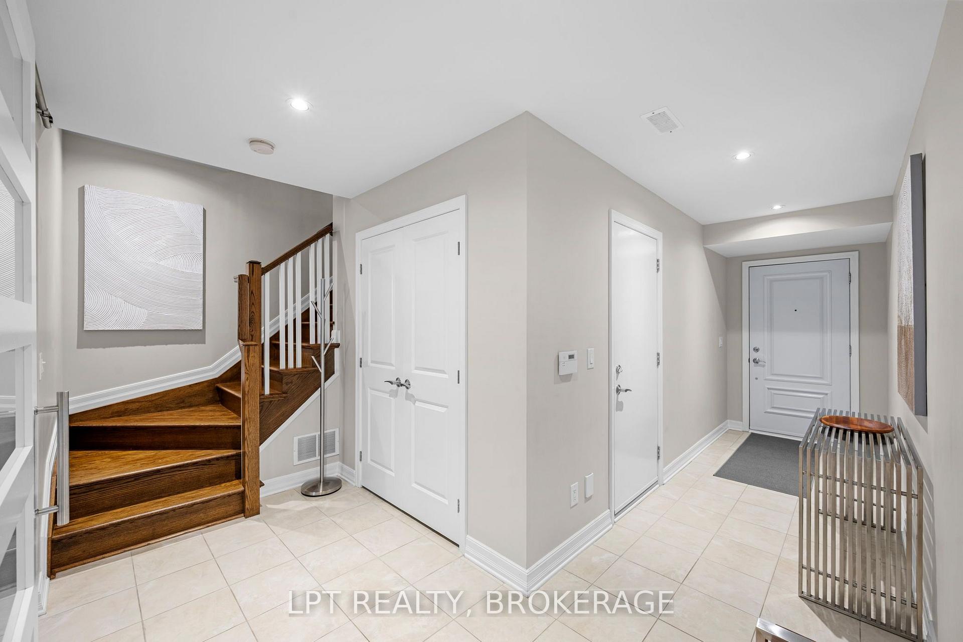 Photo 6 of 202 Dalkeith Private, Ottawa, Ottawa West — HOMEH