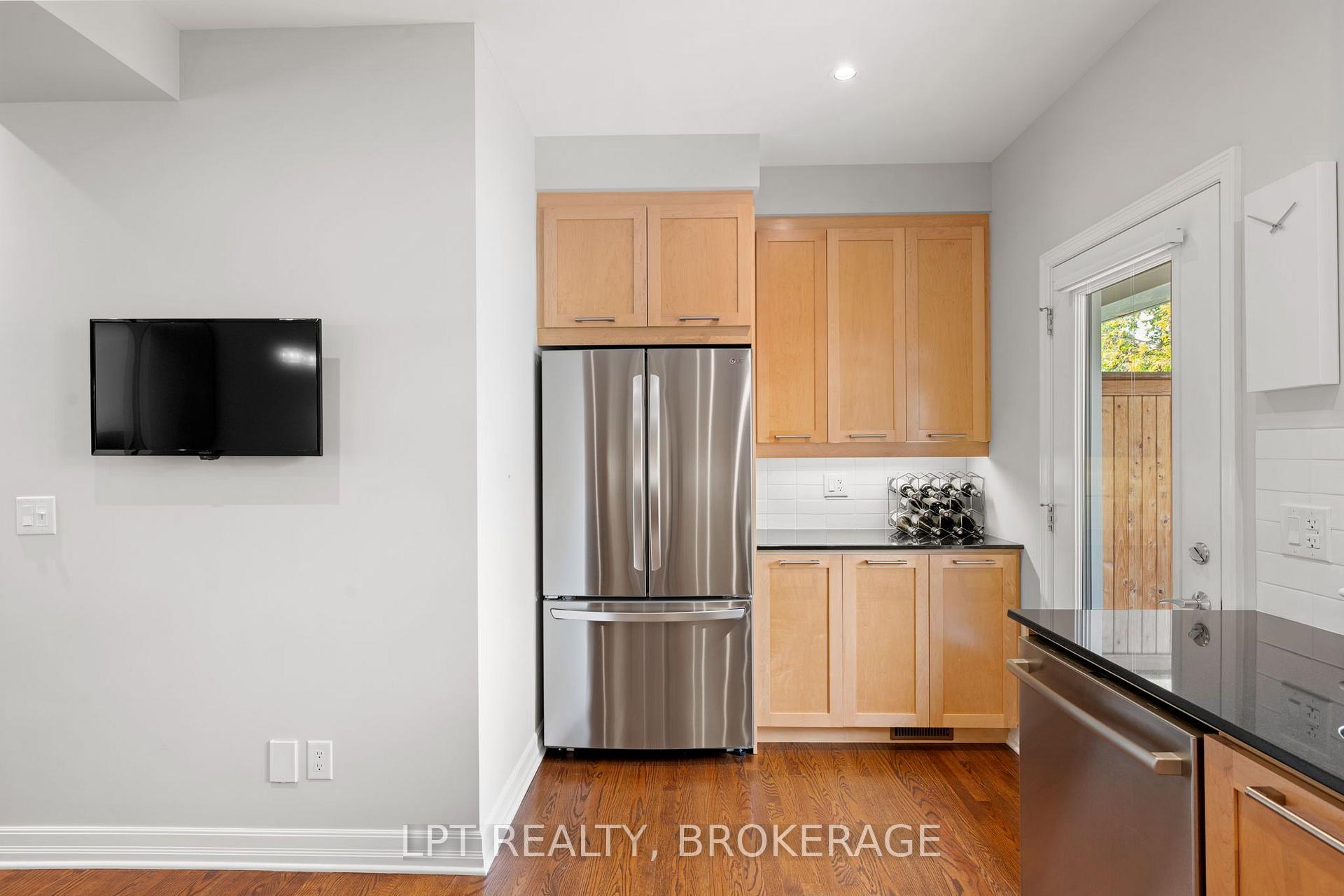 Photo 18 of 202 Dalkeith Private, Ottawa, Ottawa West — HOMEH