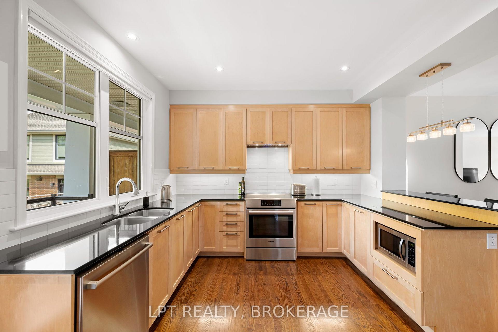 Photo 19 of 202 Dalkeith Private, Ottawa, Ottawa West — HOMEH