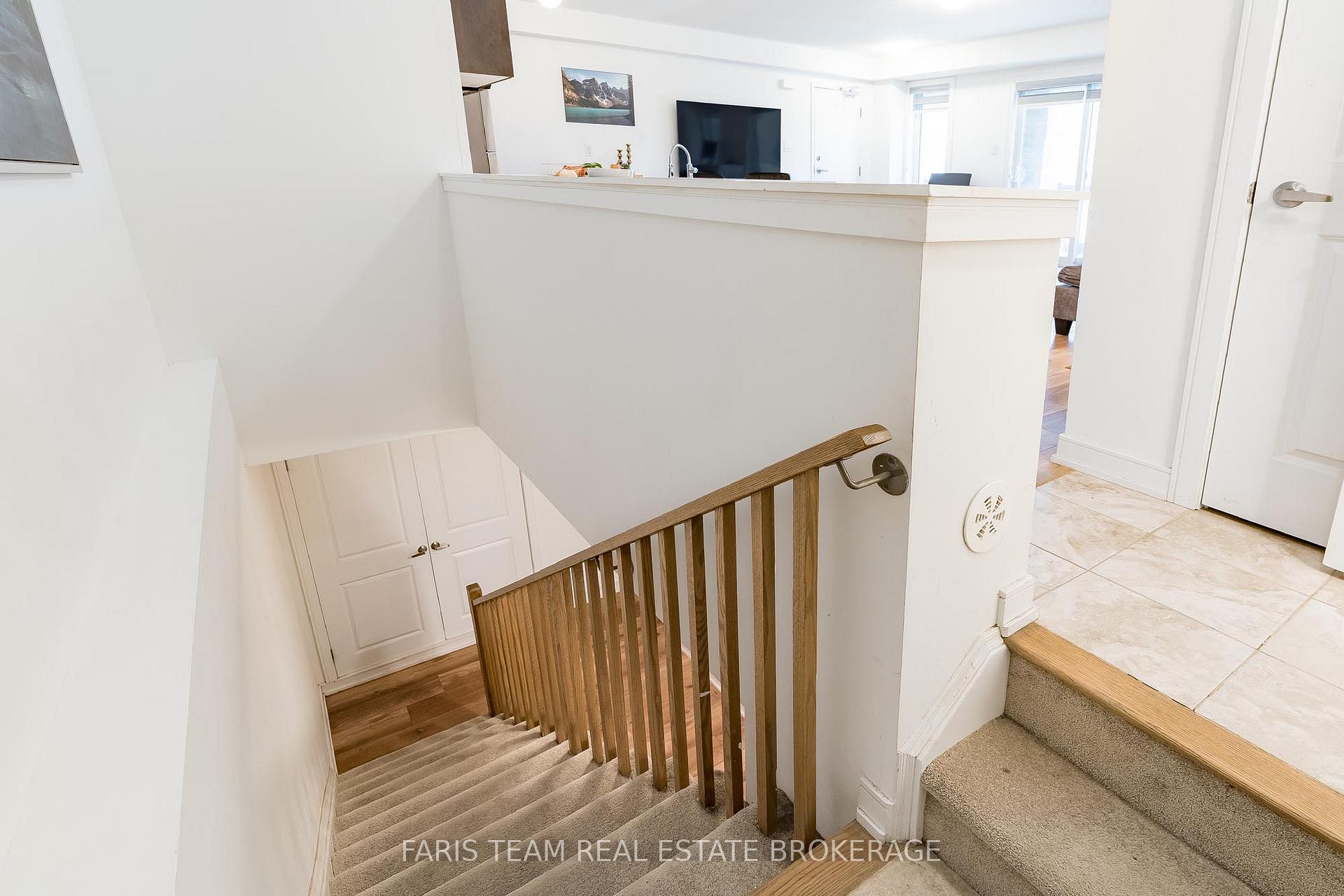 Photo 19 of 39 Appletree Lane, Barrie, Innis-Shore — HOMEH
