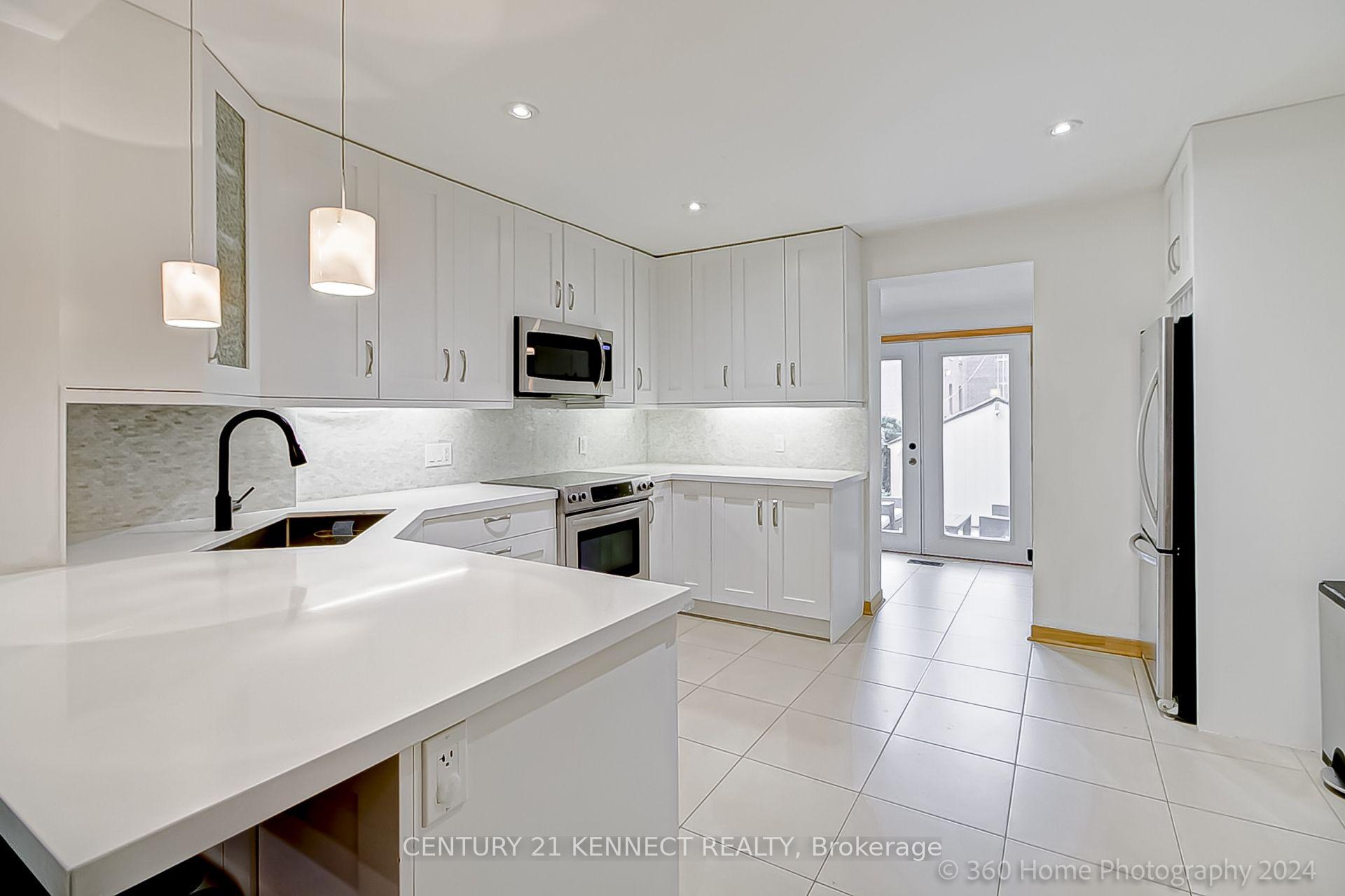 Photo 6 of 48 Stephenson Avenue, Toronto, East End-Danforth — HOMEH