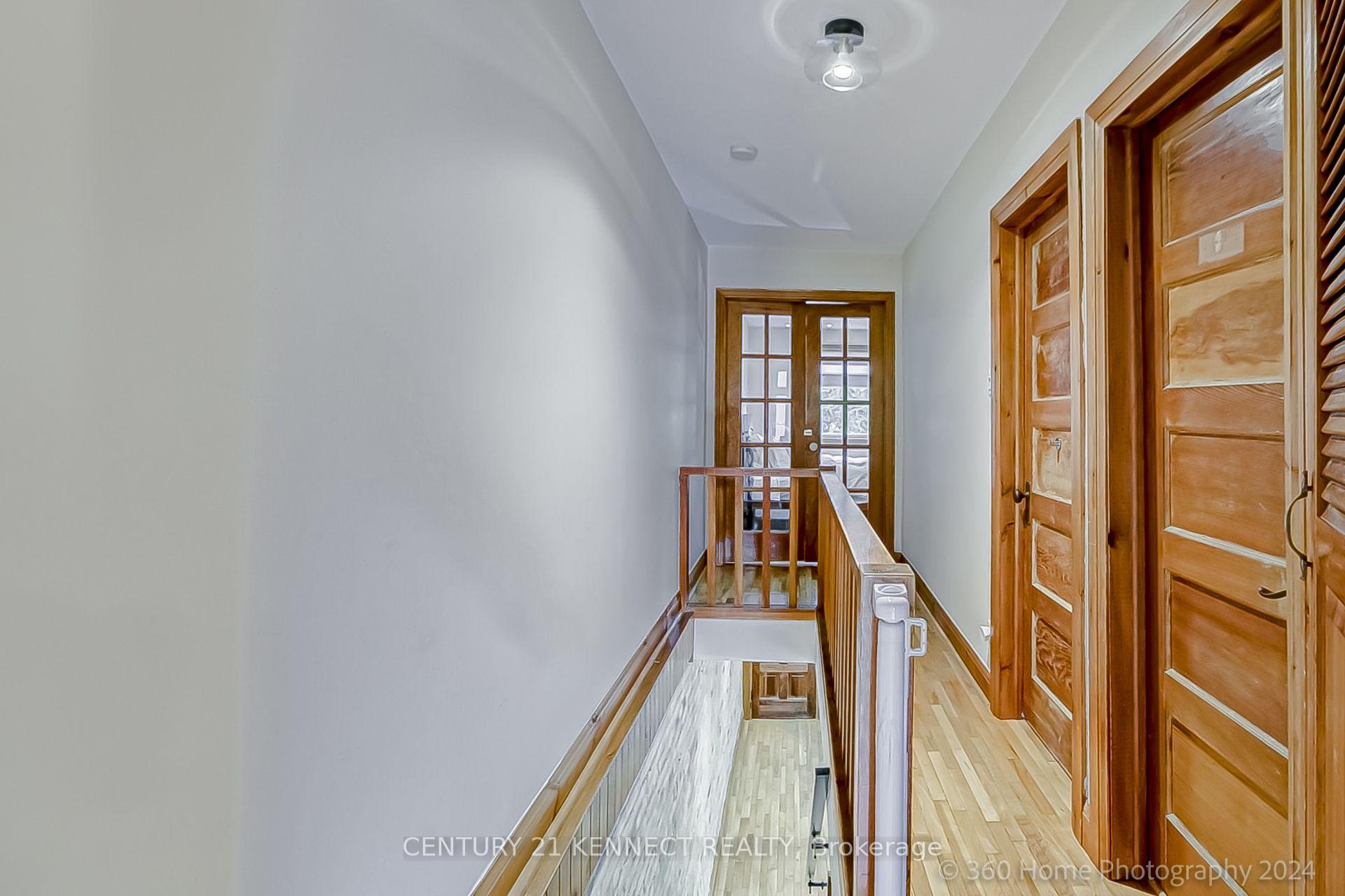 Photo 12 of 48 Stephenson Avenue, Toronto, East End-Danforth — HOMEH