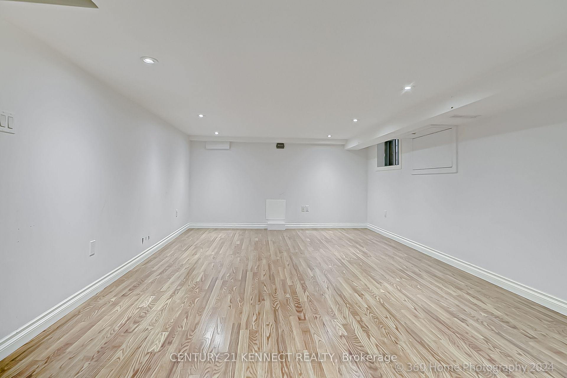 Photo 15 of 48 Stephenson Avenue, Toronto, East End-Danforth — HOMEH