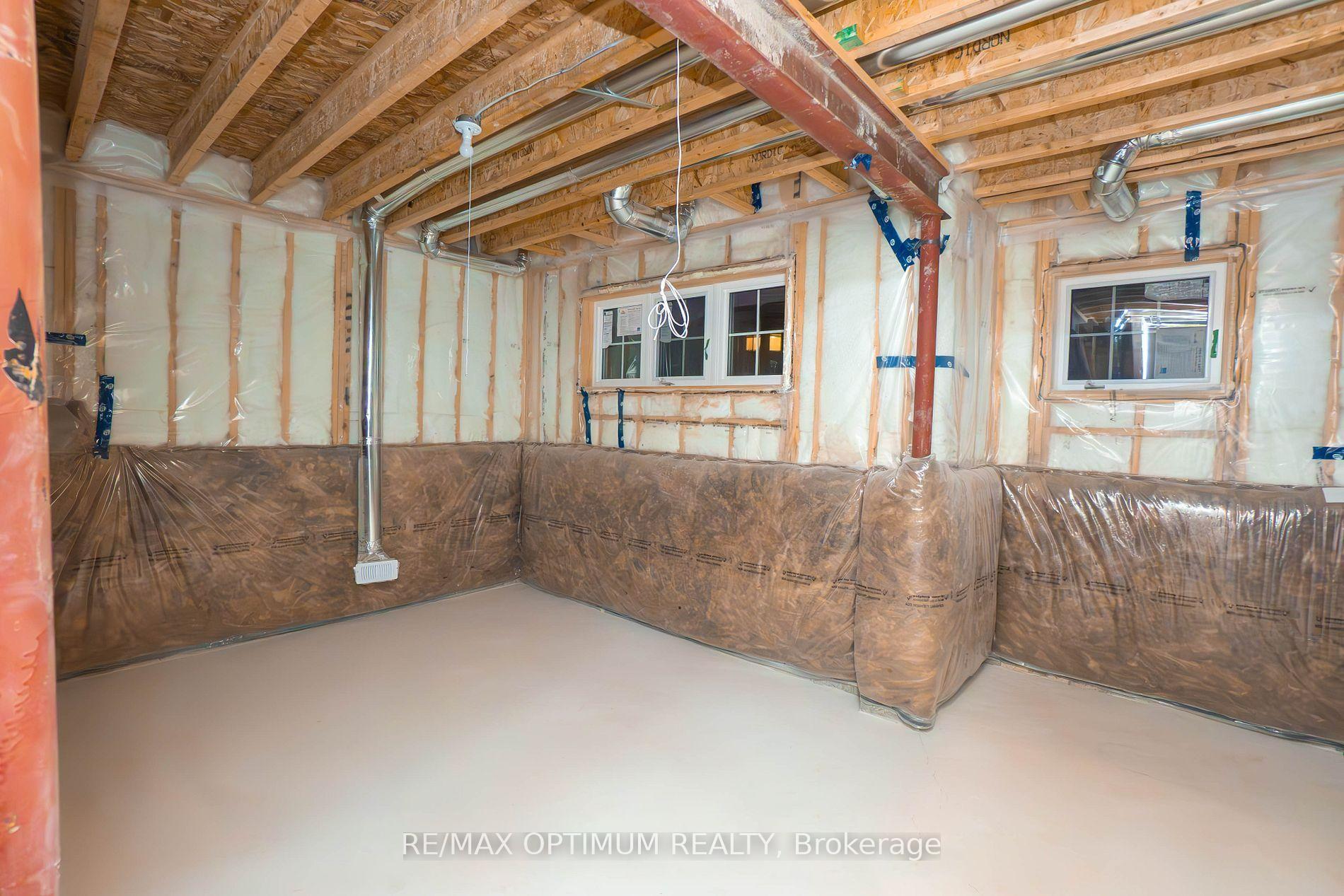 Photo 49 of 24 Selwood Drive, Brampton, Vales of Castlemore — HOMEH
