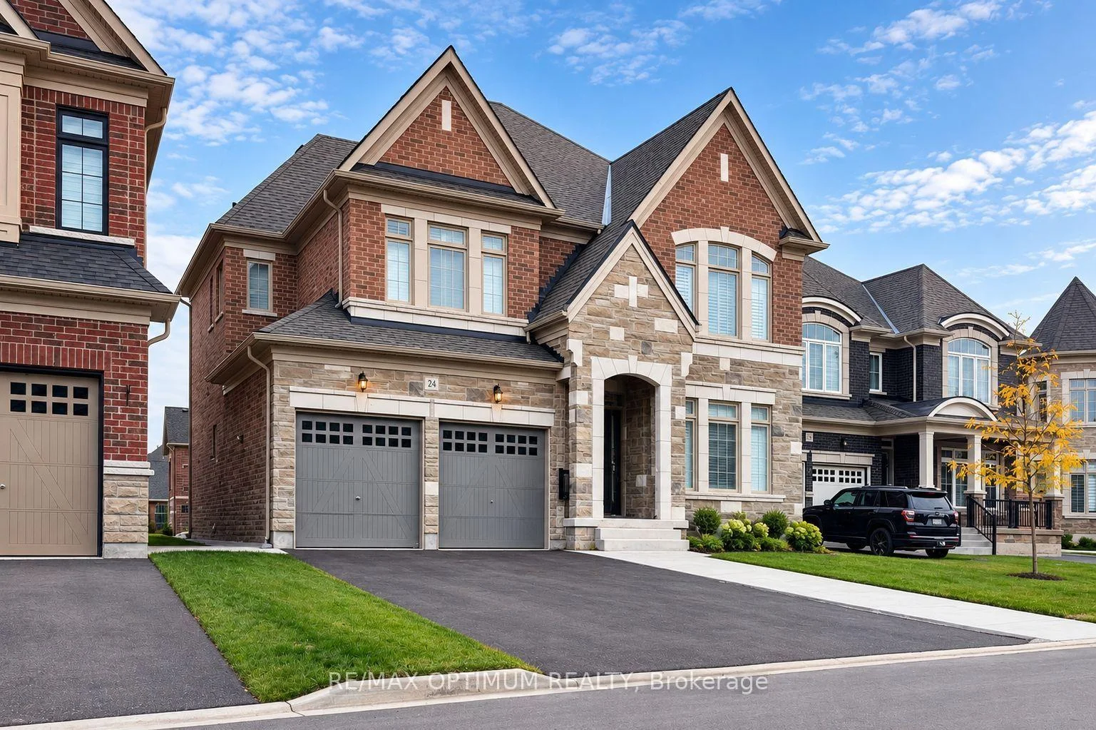 Photo 7 of 24 Selwood Drive, Brampton, Vales of Castlemore — HOMEH