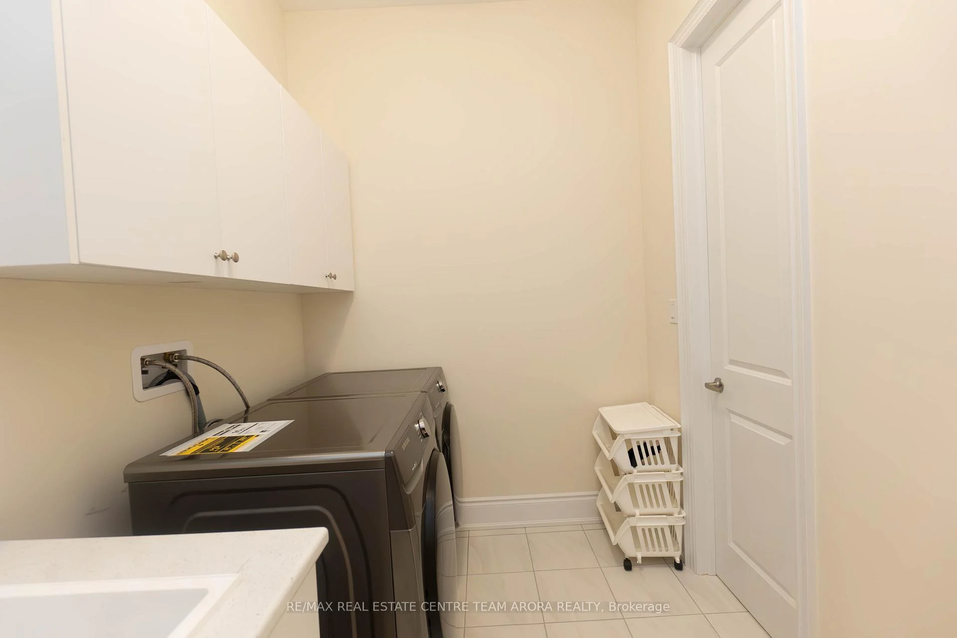 Photo 46 of 24 Selwood Drive, Brampton, Vales of Castlemore — HOMEH