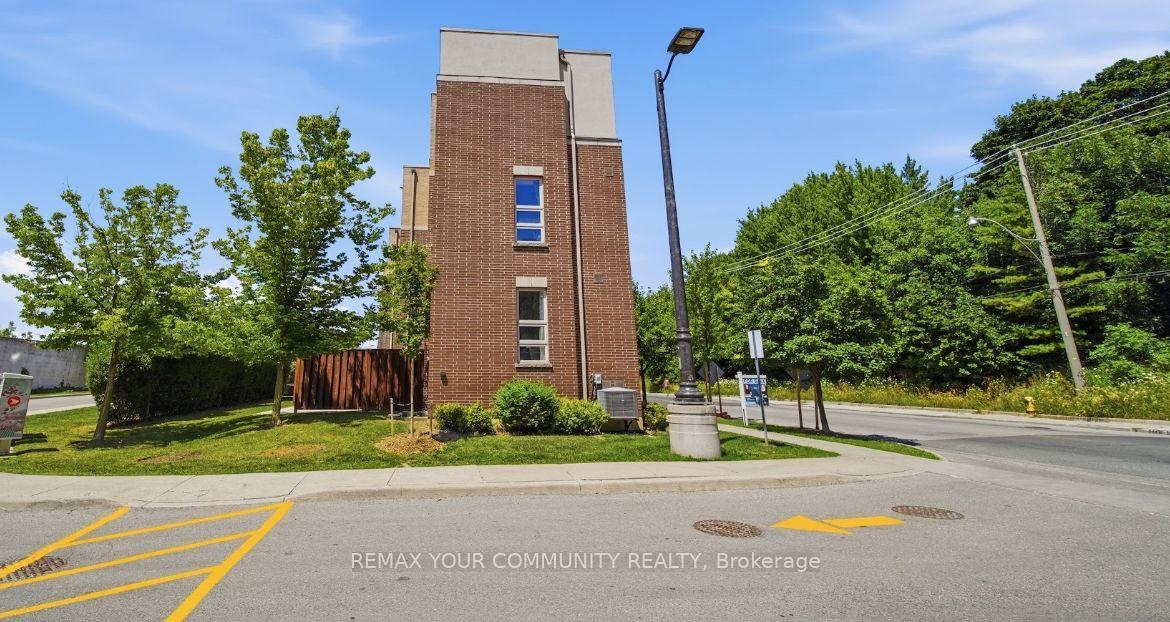 Photo 30 of Unit 2, 90 Caledonia Park Road, Toronto, Corso Italia-Davenport — HOMEH