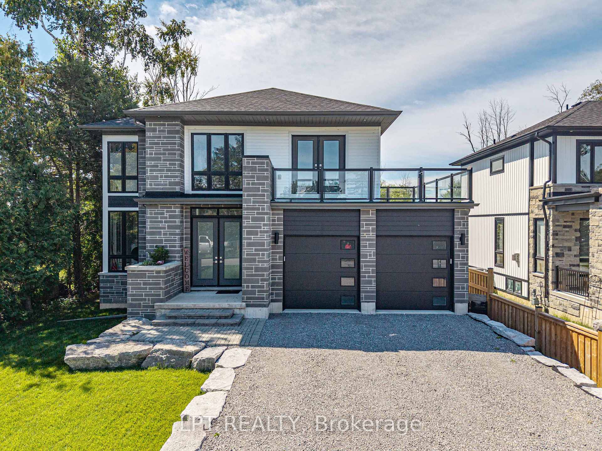 Photo of 36 Blue Jay Boulevard