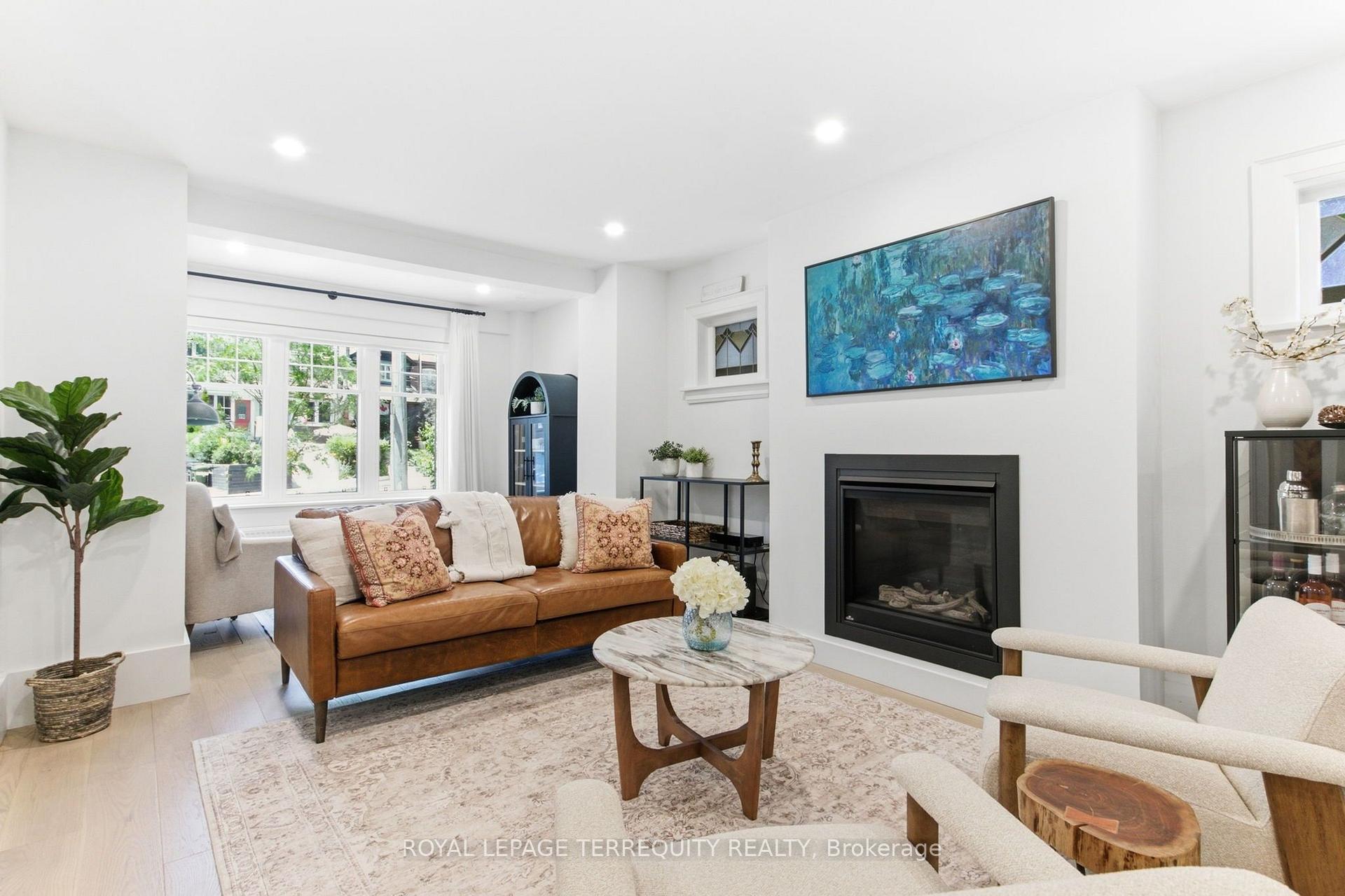 Photo 4 of 1775 Gerrard Street E, Toronto, Woodbine Corridor — HOMEH