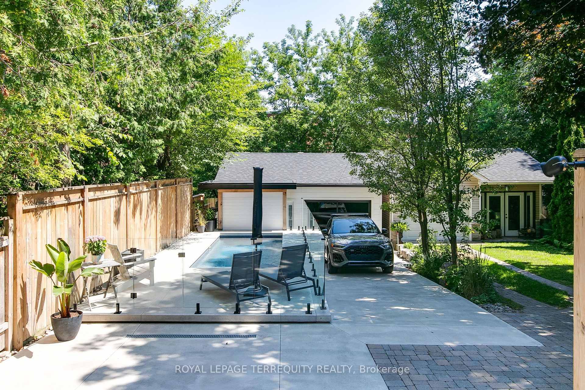 Photo 27 of 1775 Gerrard Street E, Toronto, Woodbine Corridor — HOMEH