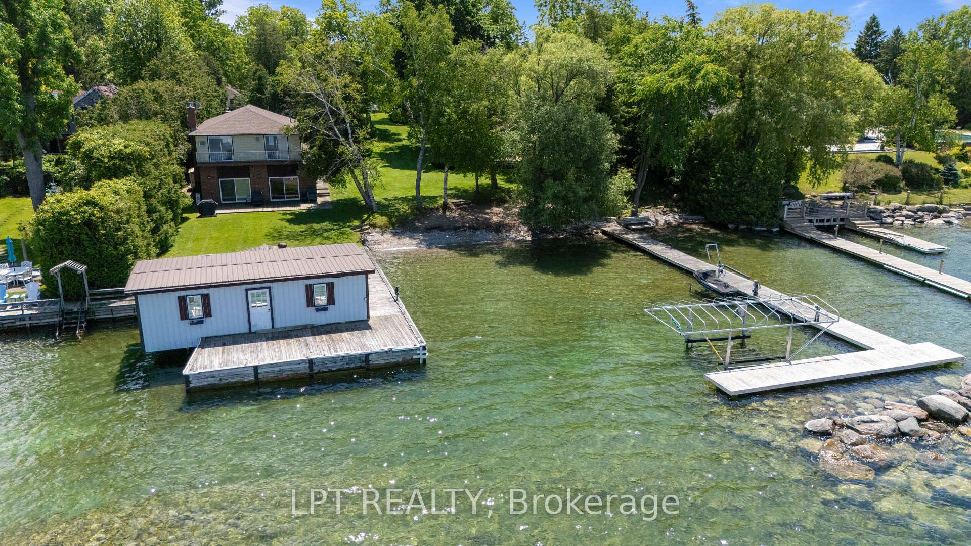 Photo 6 of 678 Lake Drive E, Georgina, Historic Lakeshore Communities — HOMEH