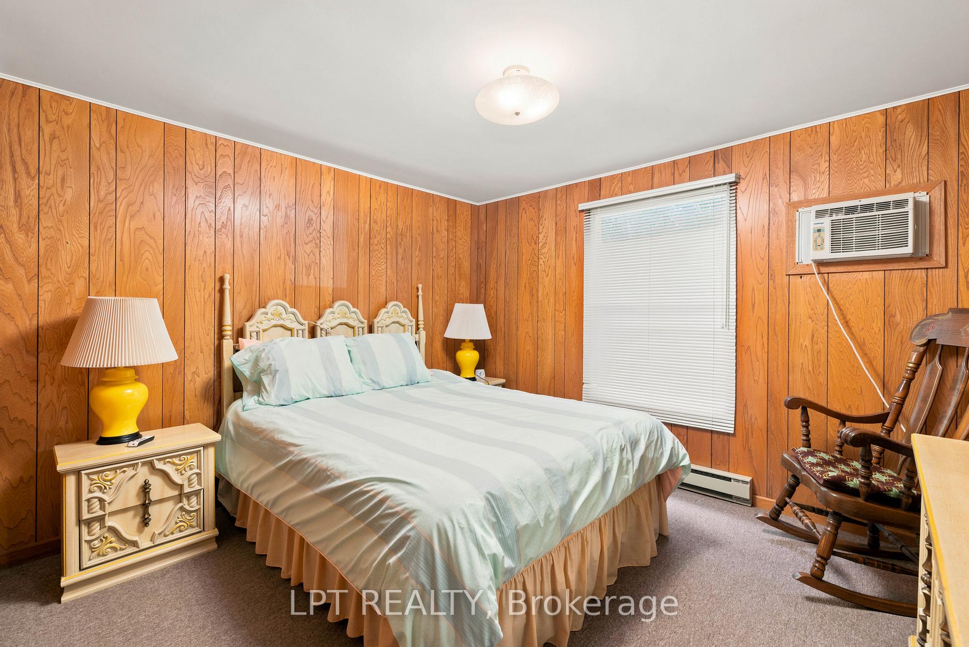 Photo 45 of 678 Lake Drive E, Georgina, Historic Lakeshore Communities — HOMEH