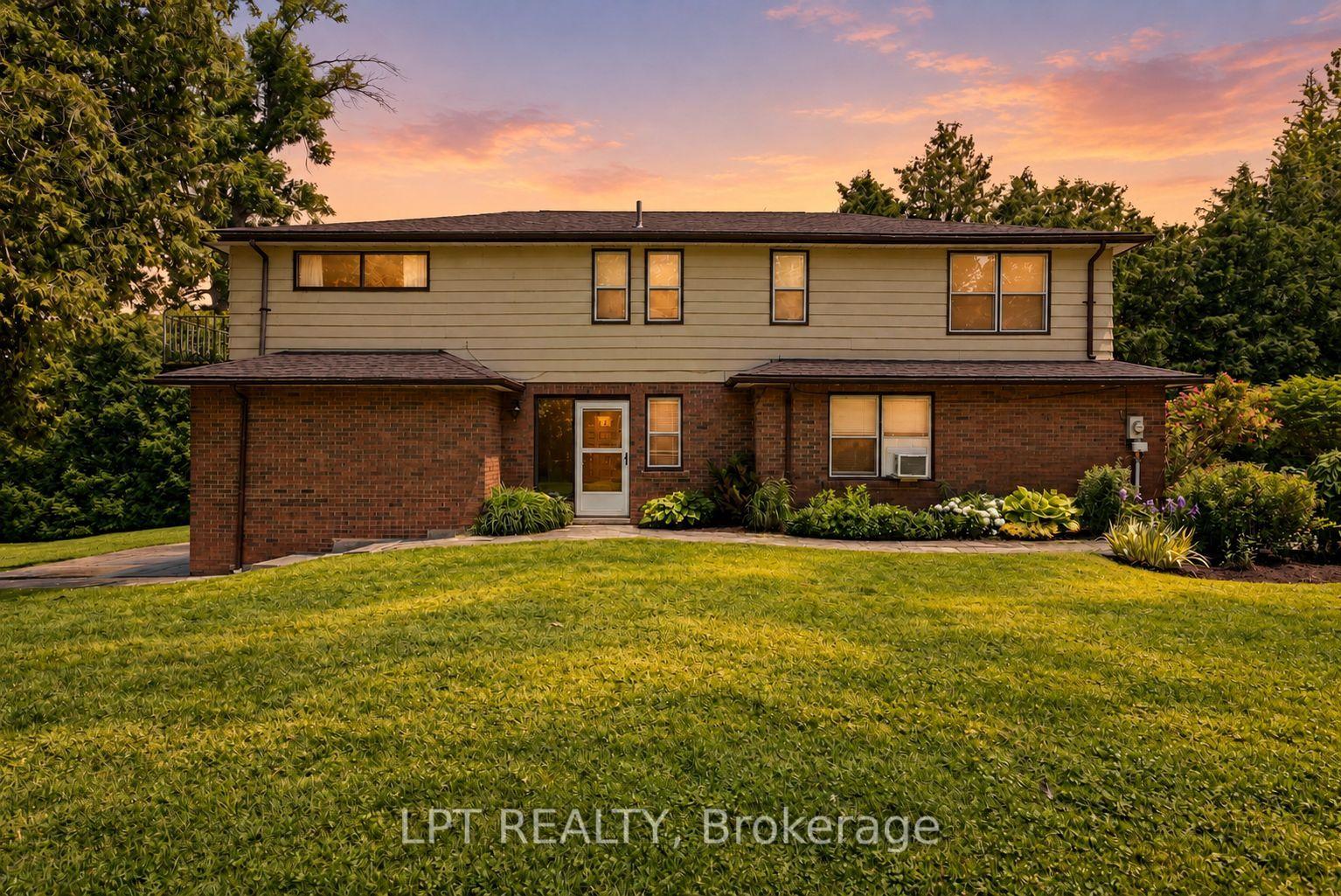 Photo 27 of 678 Lake Drive E, Georgina, Historic Lakeshore Communities — HOMEH