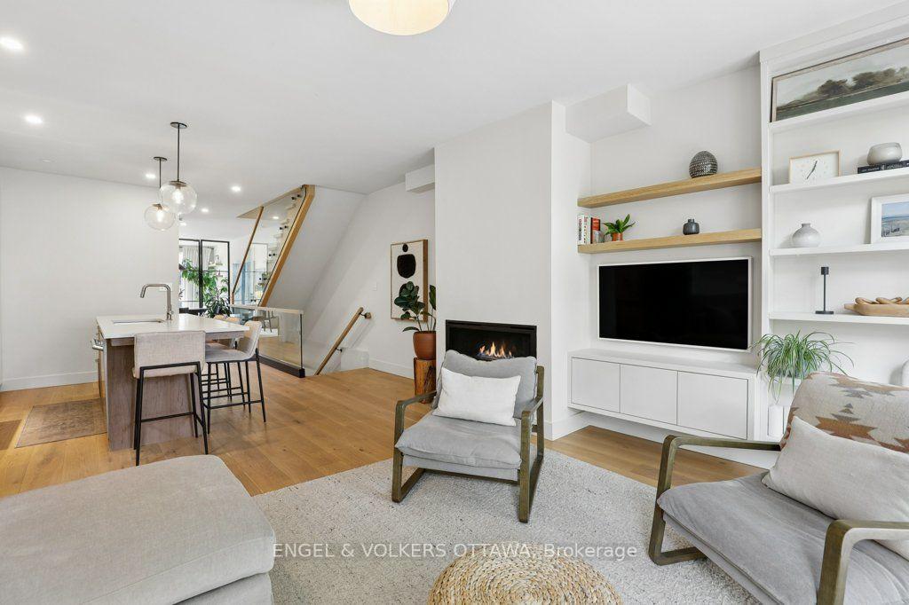 Photo 23 of 569 Edison Avenue, Ottawa, McKellar/Highland — HOMEH