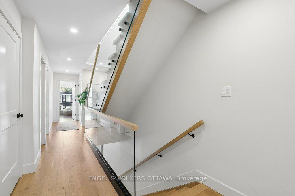 Photo 29 of 569 Edison Avenue, Ottawa, McKellar/Highland — HOMEH