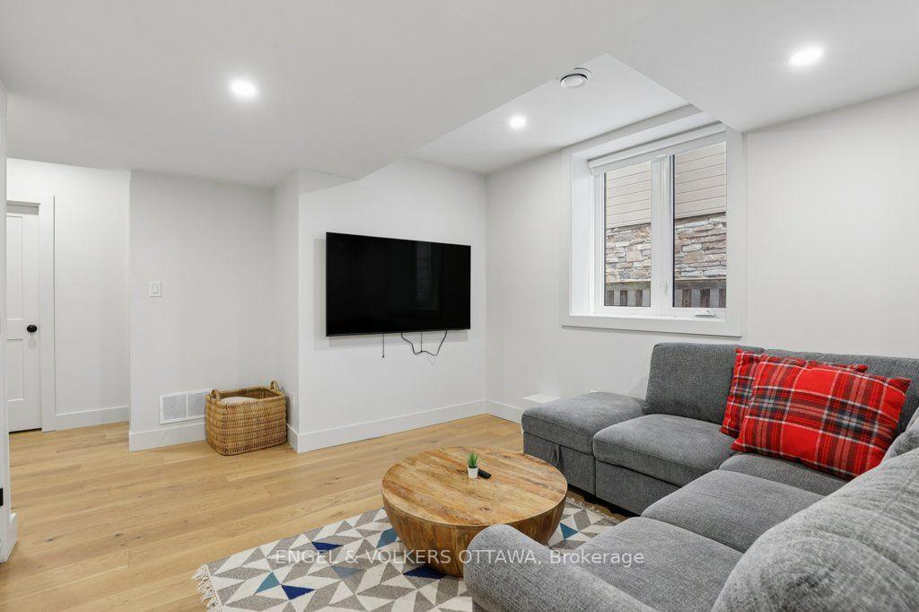 Photo 36 of 569 Edison Avenue, Ottawa, McKellar/Highland — HOMEH