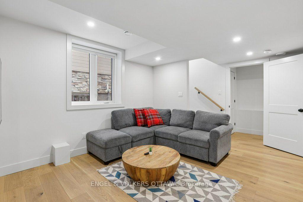 Photo 37 of 569 Edison Avenue, Ottawa, McKellar/Highland — HOMEH