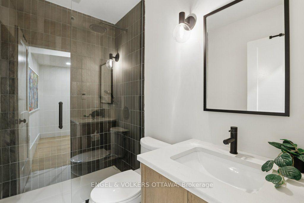 Photo 39 of 569 Edison Avenue, Ottawa, McKellar/Highland — HOMEH