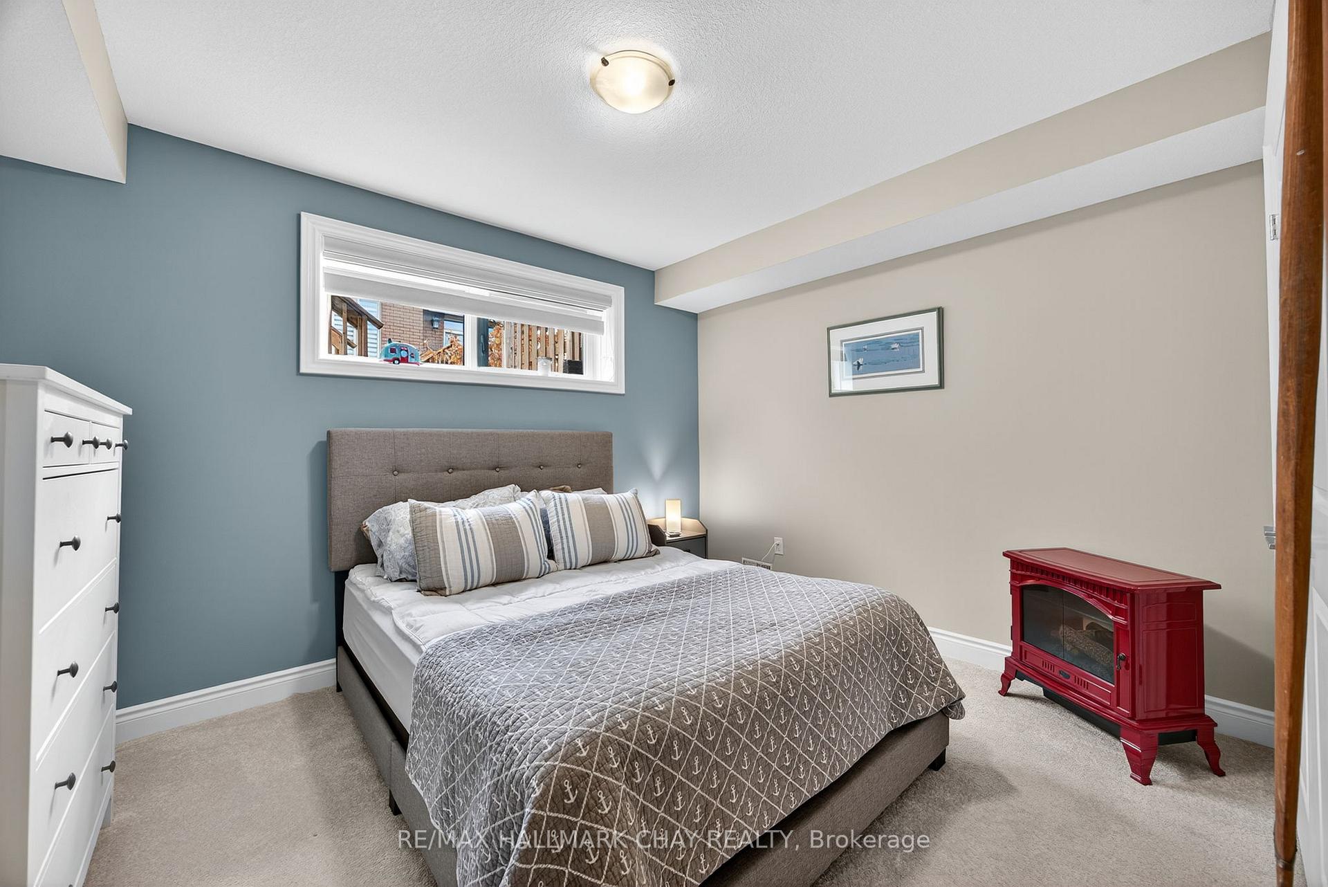 Photo 25 of 63 Summerhill Drive, New Tecumseth, Alliston — HOMEH