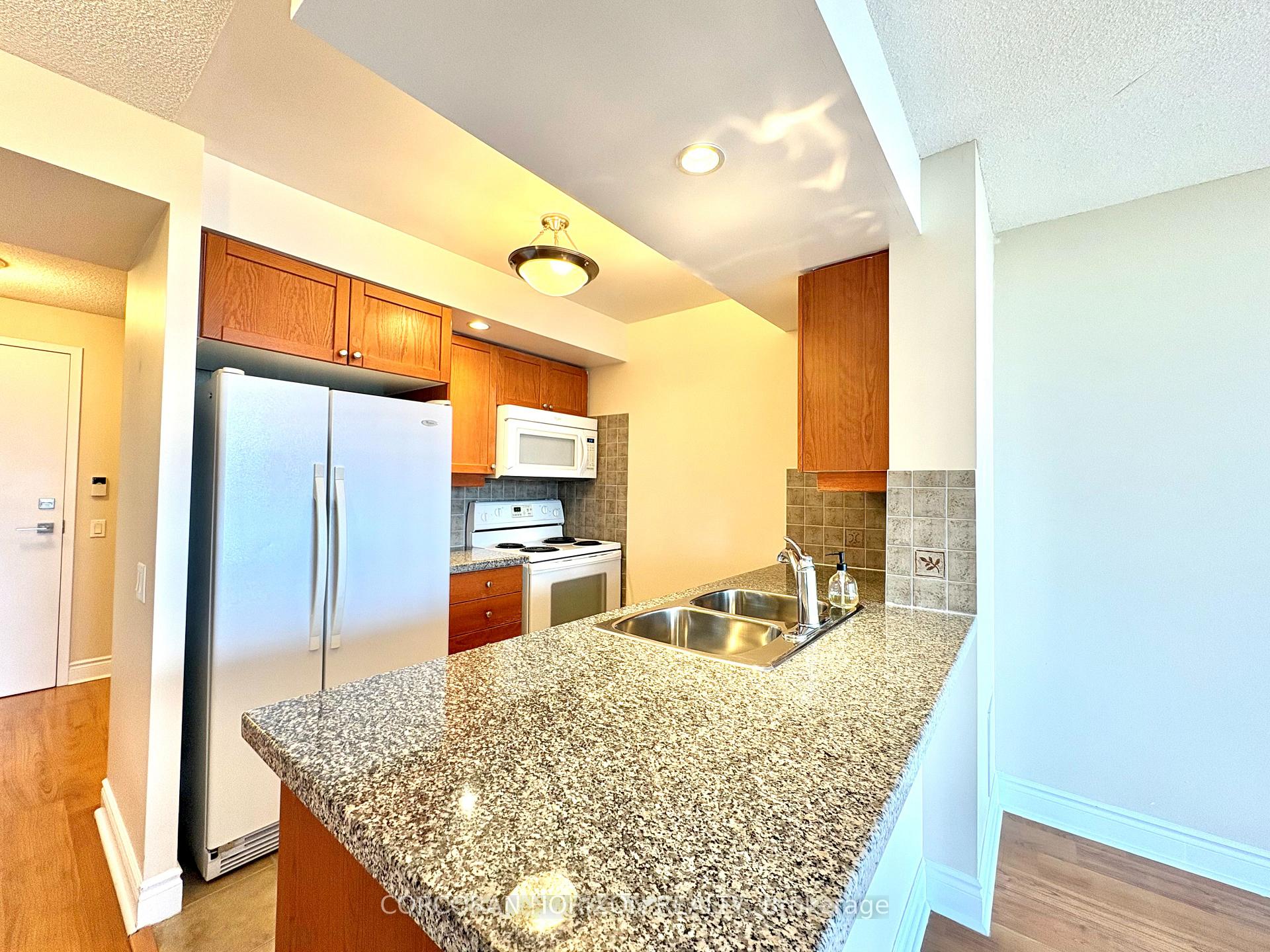 Photo 6 of Unit 2513, 10 Northtown Way, North York, Willowdale East — HOMEH