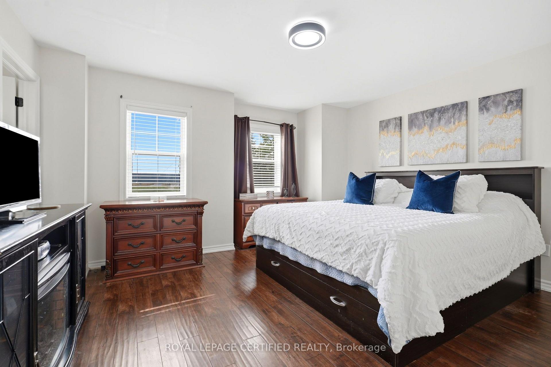 Photo 16 of 517 Victoria Street, Shelburne — HOMEH