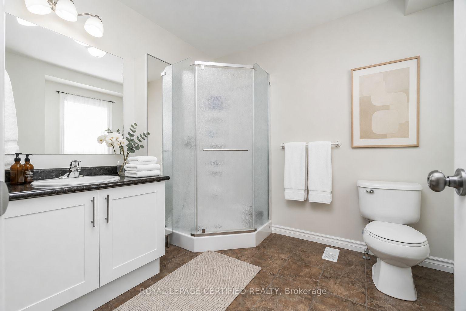 Photo 17 of 517 Victoria Street, Shelburne — HOMEH