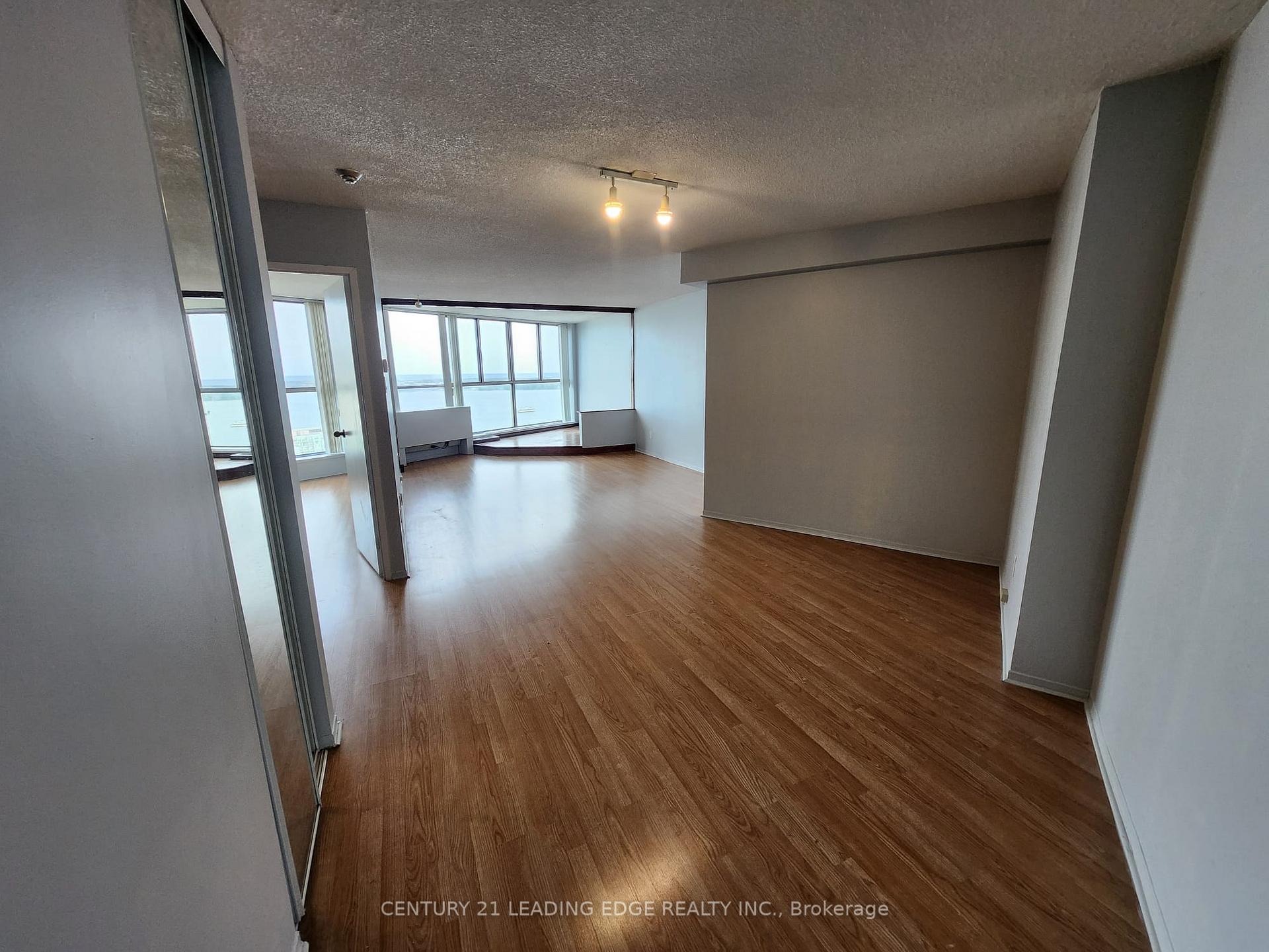 Photo of Unit 3108, 260 Queens Quay W