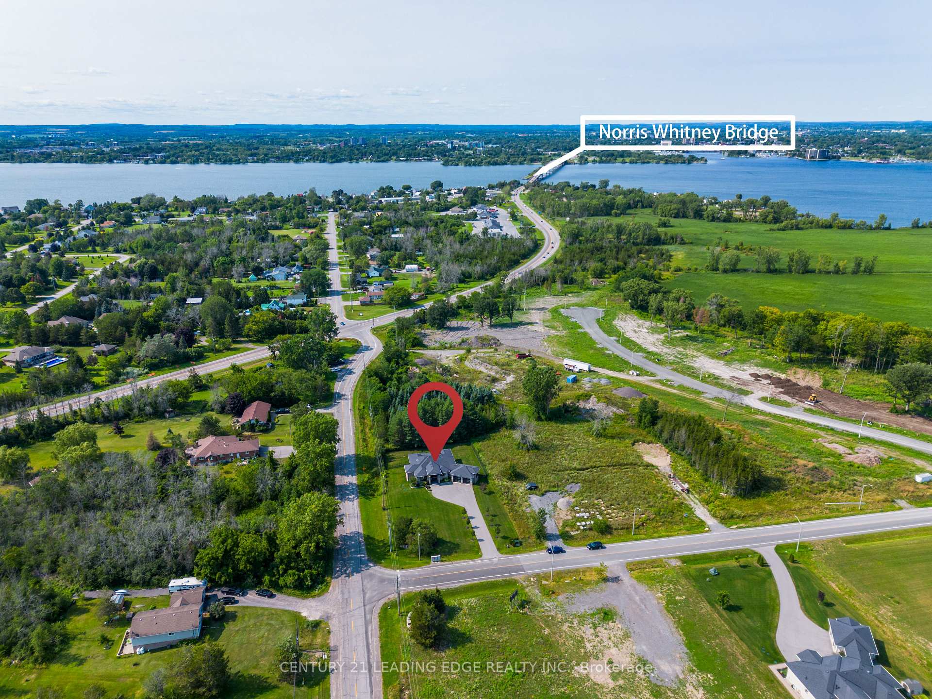 Photo 11 of 9 Leaside Street, Prince Edward County, Ameliasburg Ward — HOMEH