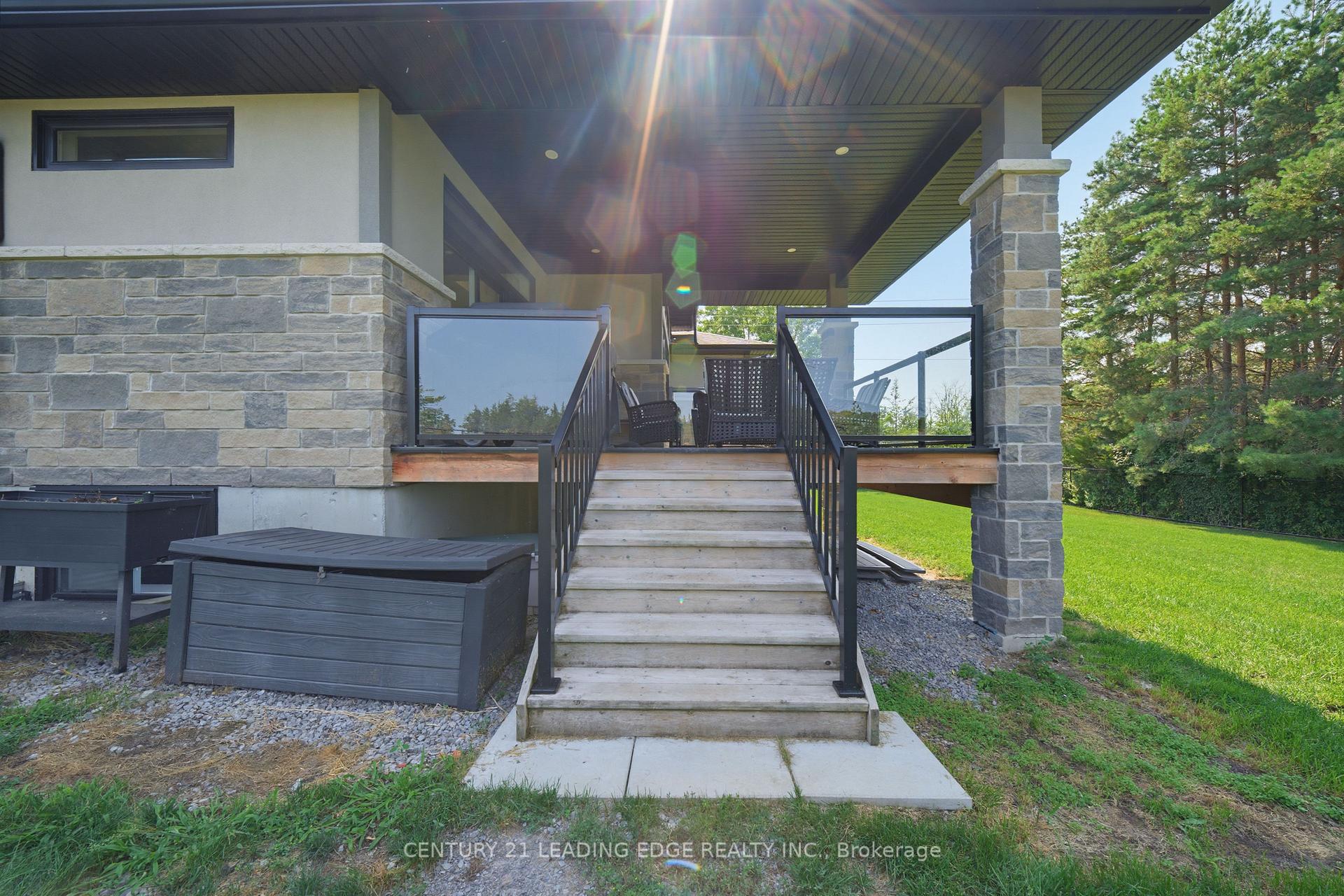 Photo 47 of 9 Leaside Street, Prince Edward County, Ameliasburg Ward — HOMEH