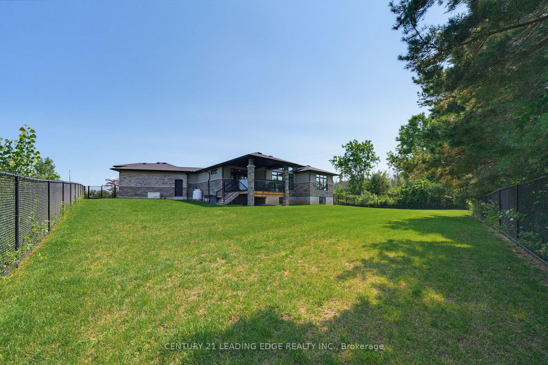 Photo 48 of 9 Leaside Street, Prince Edward County, Ameliasburg Ward — HOMEH