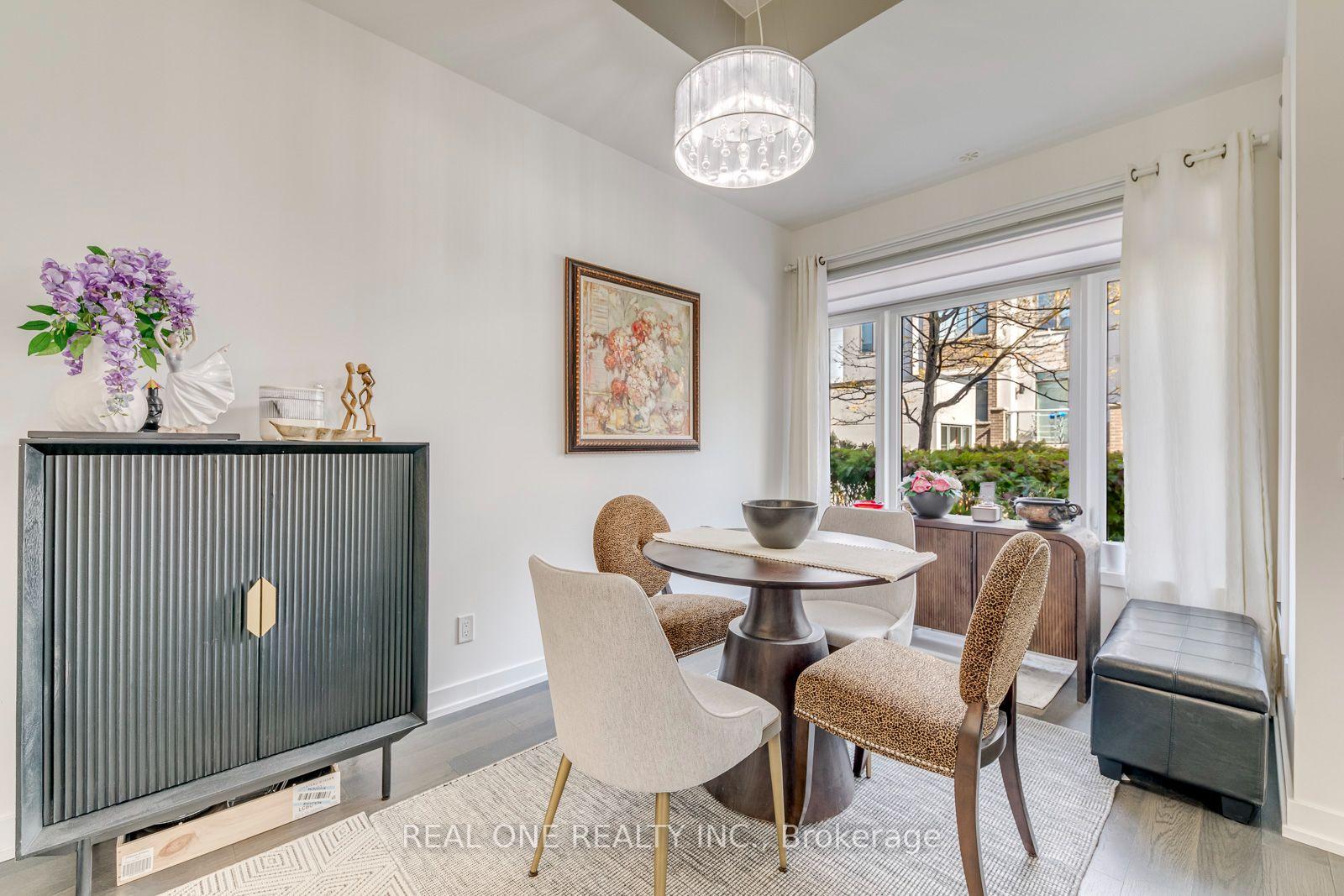 Photo 5 of Unit 236, 3074 Sixth Line, Oakville, Glenorchy — HOMEH