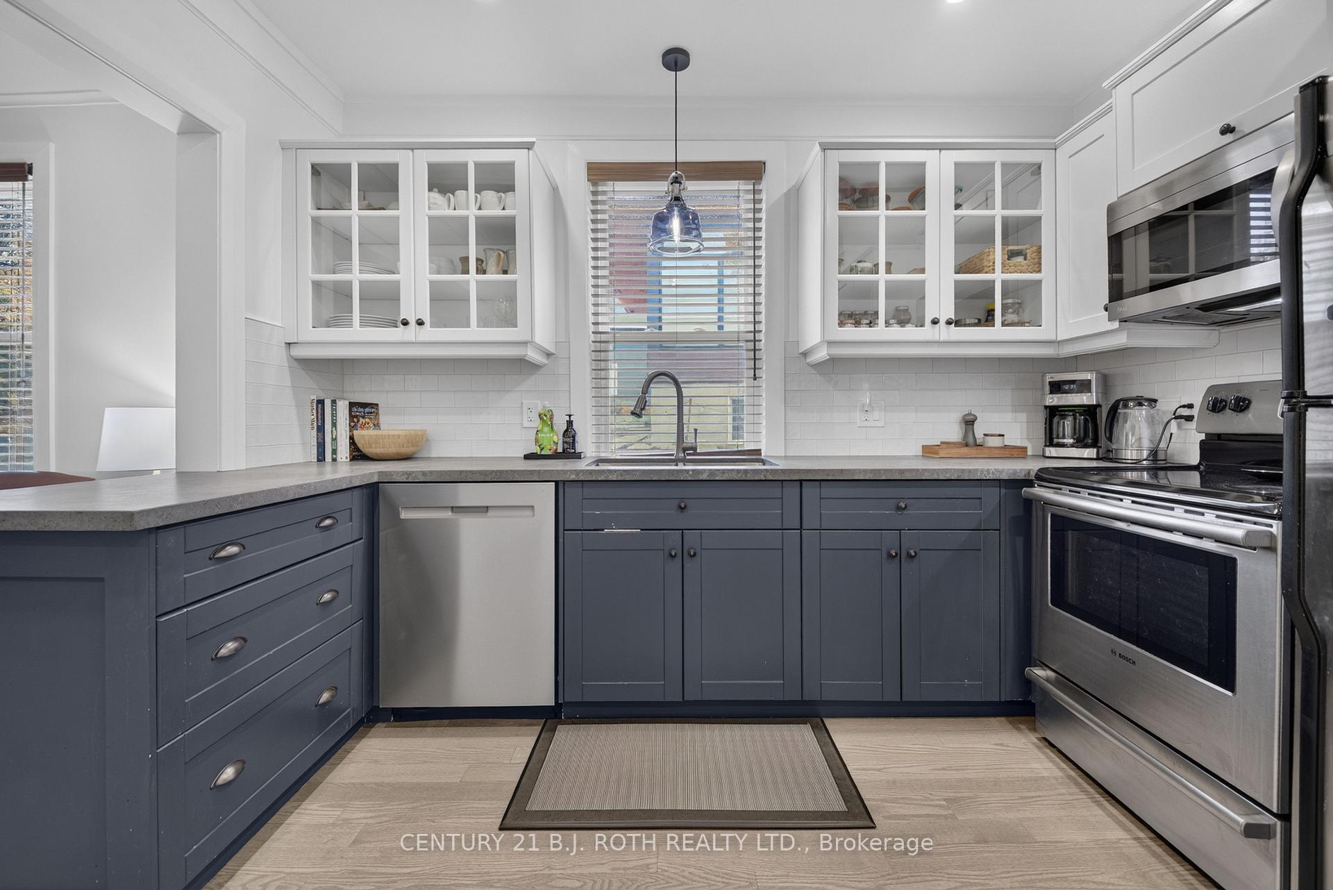 Photo 9 of 146 Shier Street, Bracebridge — HOMEH