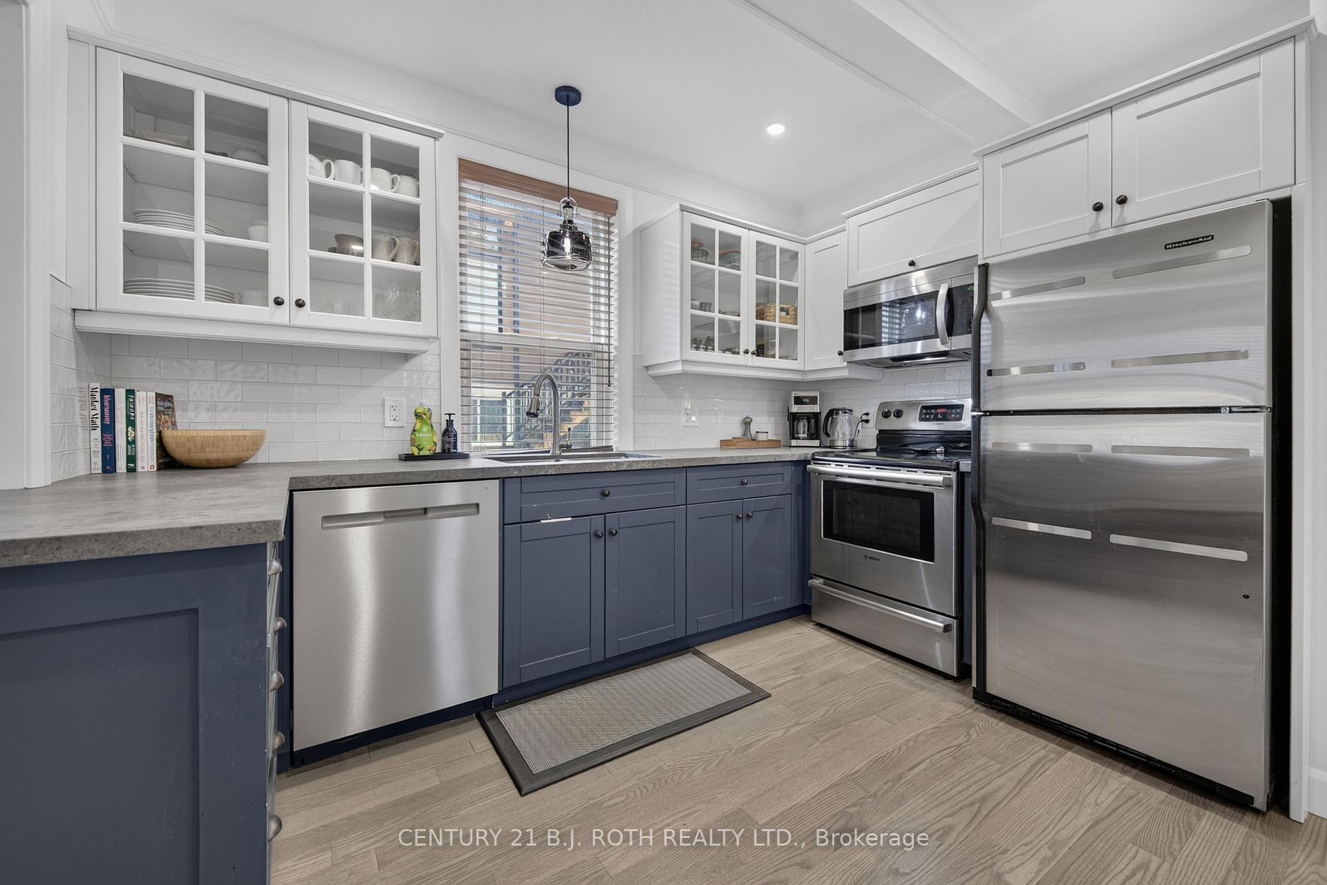 Photo 10 of 146 Shier Street, Bracebridge — HOMEH