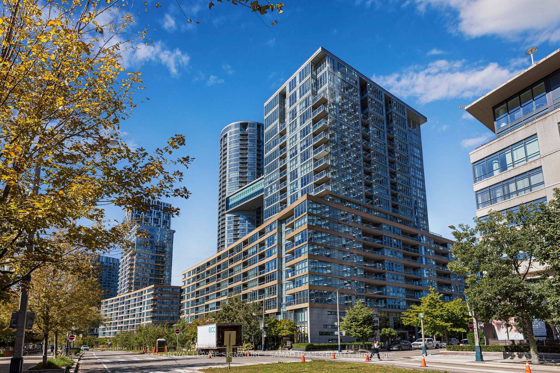 Photo 3 of Unit 652, 10 Capreol Court, Toronto, Waterfront Communities — HOMEH