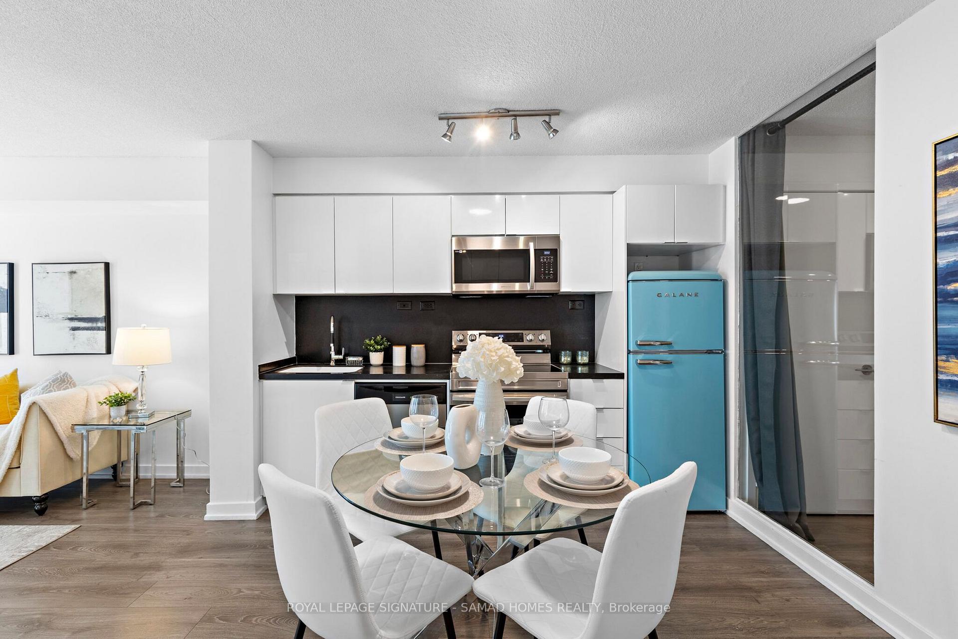 Photo 9 of Unit 652, 10 Capreol Court, Toronto, Waterfront Communities — HOMEH