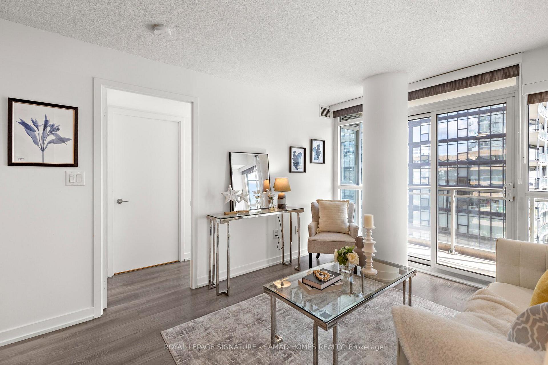 Photo 13 of Unit 652, 10 Capreol Court, Toronto, Waterfront Communities — HOMEH