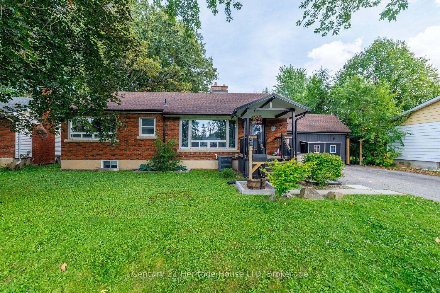 Photo 4 of 6 Greenock Circle, St. Catharines, Western Hill — HOMEH